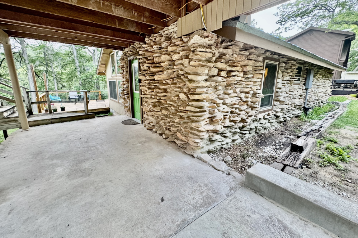covered entrance
